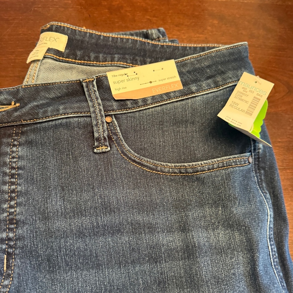 Maurice’s brand new w tags super skinny jeans 18W